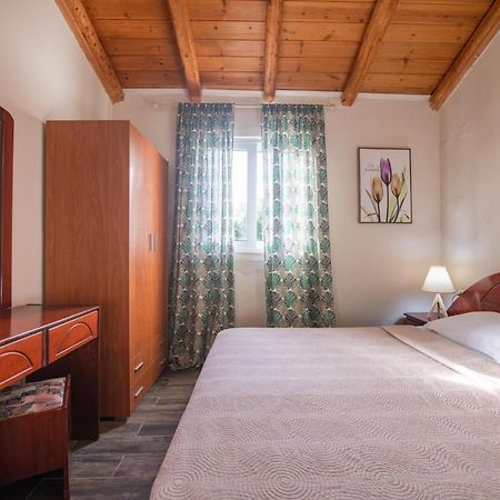 Vila Stelios Stone House Sinarades Kouramádes Exteriér fotografie