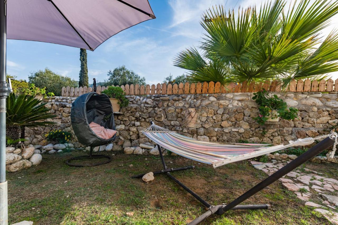 Vila Stelios Stone House Sinarades Kouramádes Exteriér fotografie