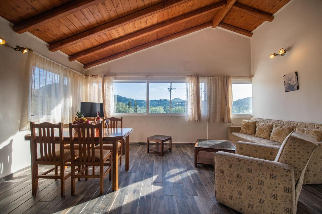 Vila Stelios Stone House Sinarades Kouramádes Exteriér fotografie