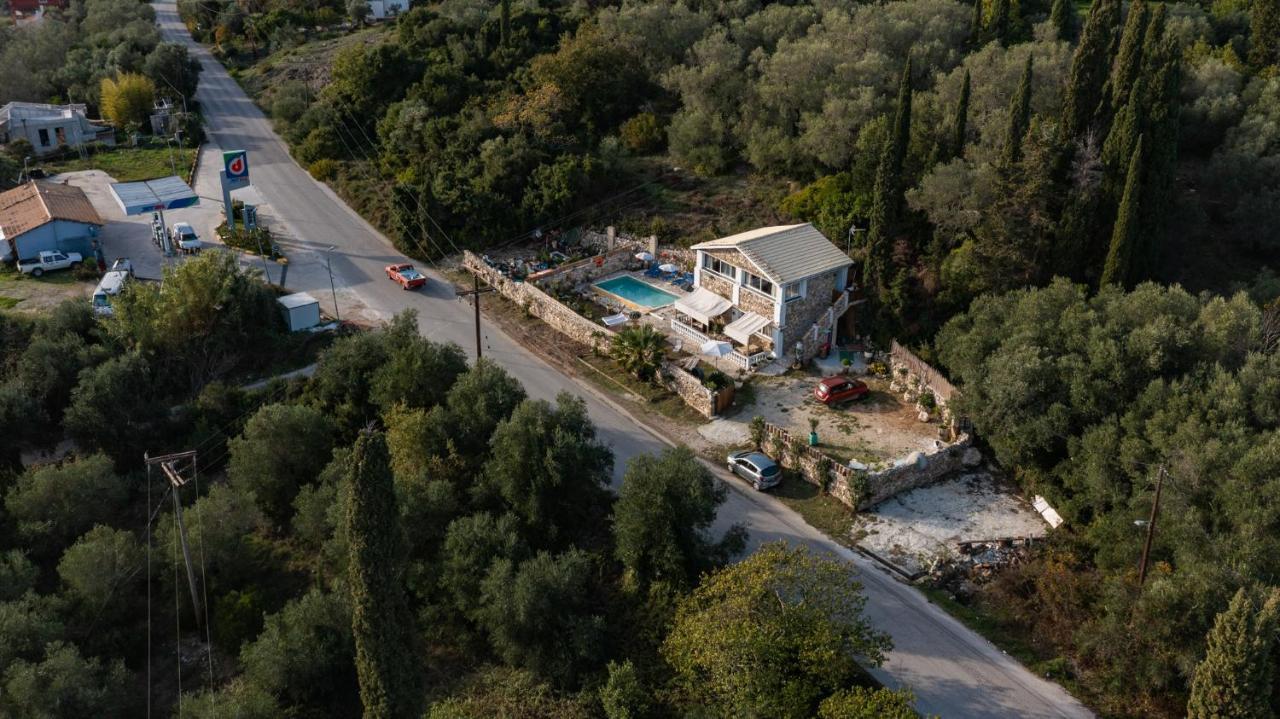 Vila Stelios Stone House Sinarades Kouramádes Exteriér fotografie
