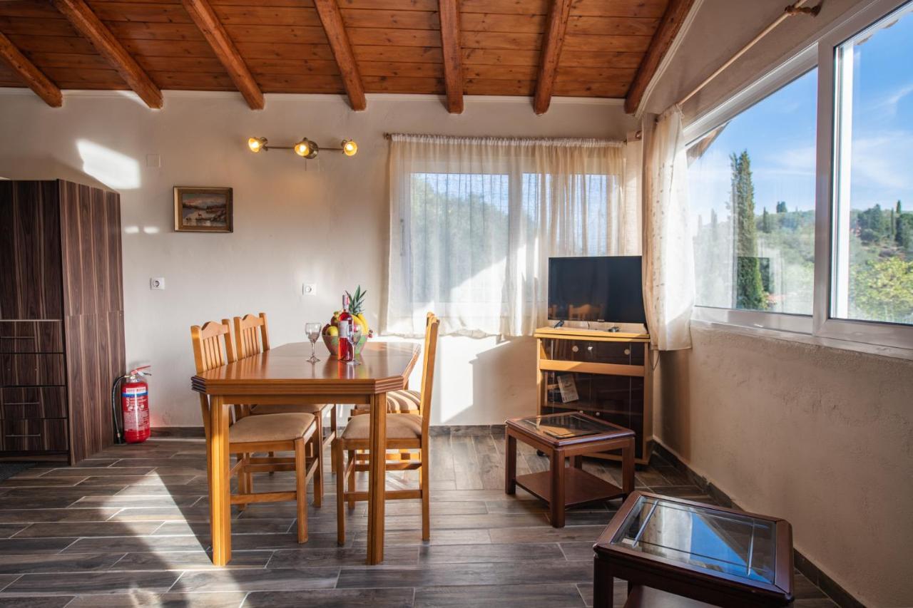 Vila Stelios Stone House Sinarades Kouramádes Exteriér fotografie